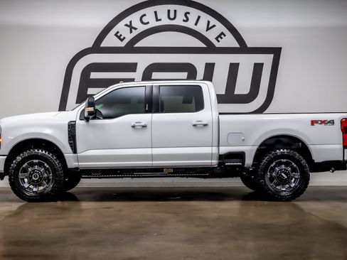 Used 2024 Ford F250 XLT w/ XLT Premium Package AWD/4WD image 6