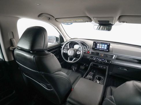 Used 2025 Honda Pilot EX-L image 16