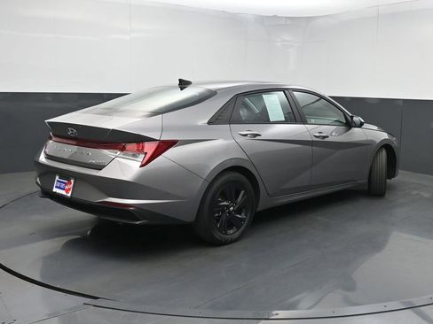 Used 2023 Hyundai Elantra Blue FWD image 21