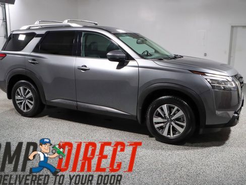 Used 2022 Nissan Pathfinder SL image 6