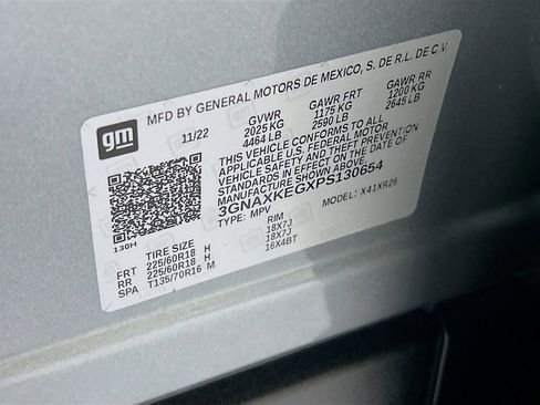 Used 2023 Chevrolet Equinox LT image 32