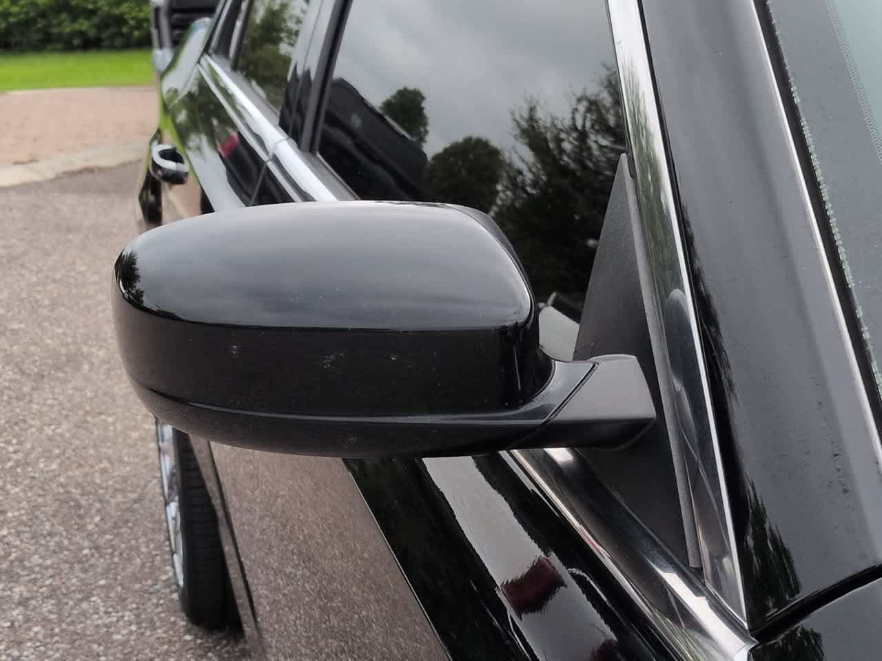 Used 2019 Chrysler 300 Touring L w/ Quick Order Package 22F RWD image 12
