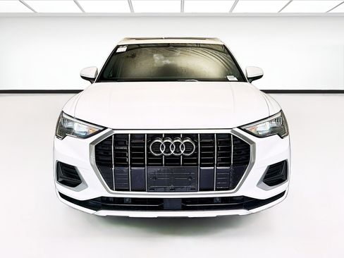 Used 2021 Audi Q3 2.0T Premium AWD/4WD image 2