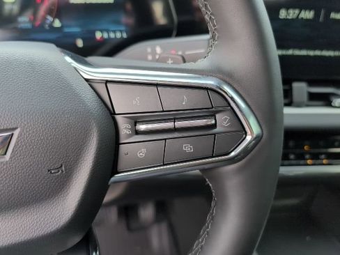 New 2026 Chevrolet Equinox LT w/ Safety and Technology Package FWD image 17