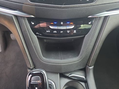 Used 2025 Cadillac XT5 Premium Luxury image 21