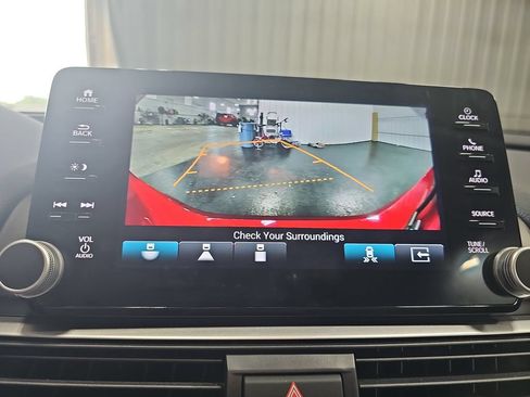 Used 2021 Honda Accord EX-L image 23