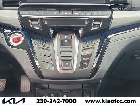 Used 2025 Honda Odyssey Elite image 25