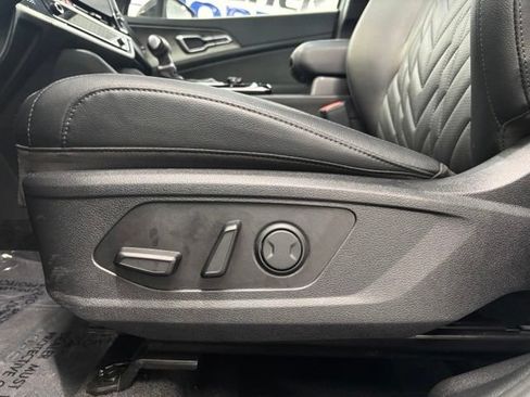 Used 2025 Kia Sportage X-Pro Prestige AWD/4WD image 7