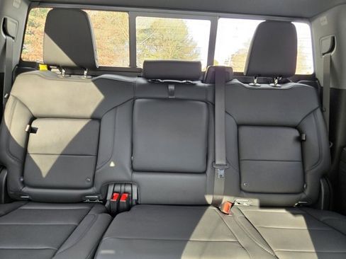 New 2026 Chevrolet Silverado 1500 LT image 32