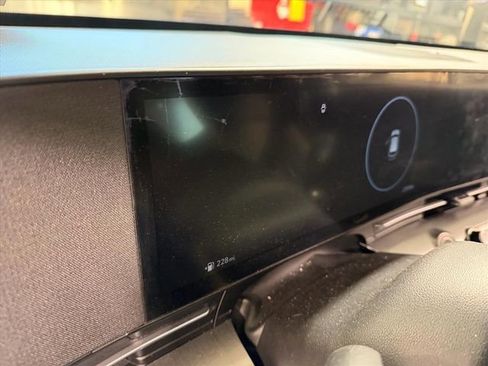 Used 2024 Hyundai Kona Limited image 20