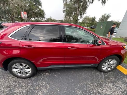 Used 2021 Ford Edge Titanium FWD image 9