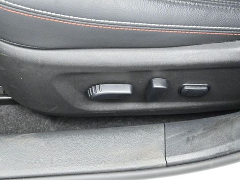 Used 2024 Nissan Altima 2.5 SR w/ SR Premium Package AWD/4WD image 13
