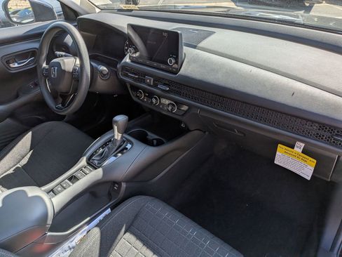 Used 2024 Honda HR-V LX image 33