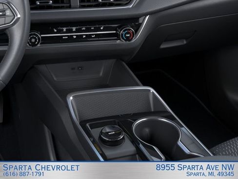 New 2026 Chevrolet Equinox LT AWD/4WD image 23