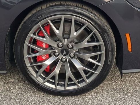 Used 2024 Ford Mustang GT Premium image 11