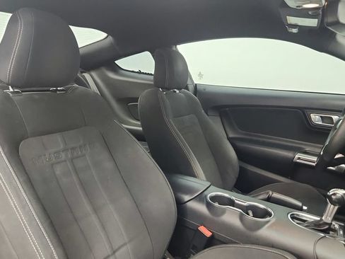 Used 2018 Ford Mustang GT RWD image 20