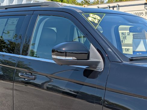 Certified 2025 Ford Expedition Active RWD image 10