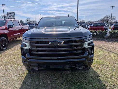 Used 2025 Chevrolet Silverado 1500 High Country w/ High Country Premium Package image 8