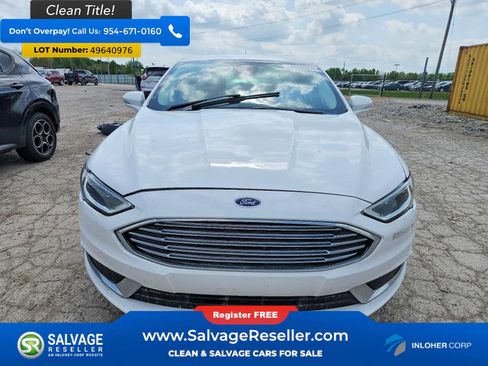 Used 2018 Ford Fusion SE w/ Equipment Group 602A FWD image 7