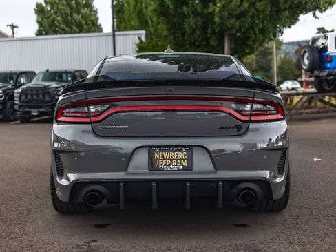 Used 2023 Dodge Charger SRT Hellcat w/ Harman/Kardon Audio Group RWD image 9