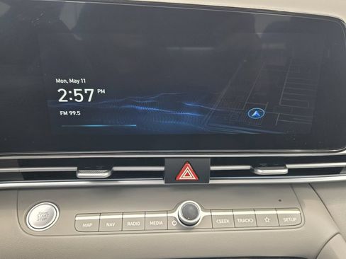 Certified 2025 Hyundai Elantra SEL w/ Cargo Package FWD image 19