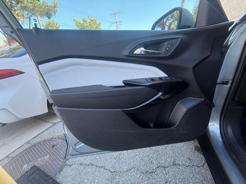 Used 2025 Chevrolet Trax LT image 20