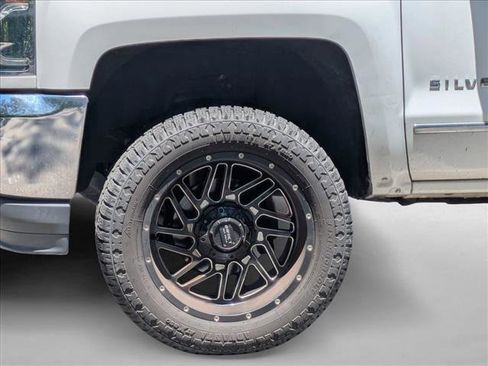 Used 2018 Chevrolet Silverado 1500 LTZ RWD image 14