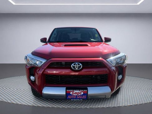 Used 2019 Toyota 4Runner TRD Off-Road Premium AWD/4WD image 10