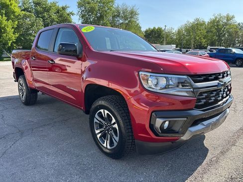 Used 2021 Chevrolet Colorado Z71 w/ Safety Package AWD/4WD image 3