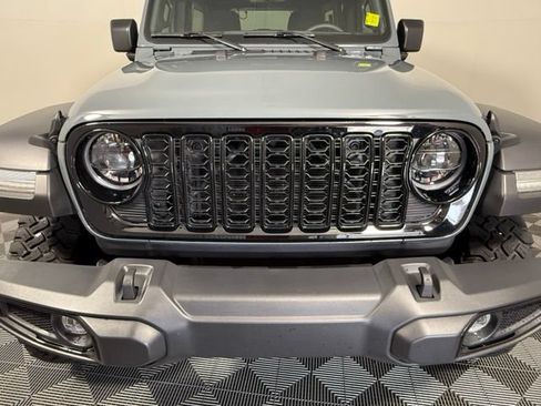 Used 2024 Jeep Wrangler Unlimited Sport AWD/4WD image 13