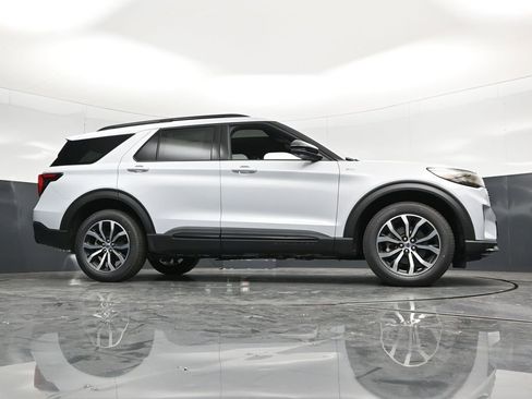 New 2026 Ford Explorer ST-Line AWD/4WD image 56