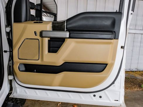 Used 2020 Ford F350 Lariat w/ Lariat Value Package image 45