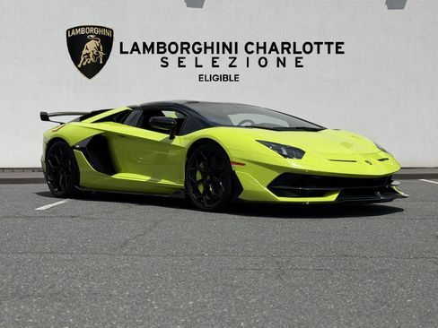 Used 2021 Lamborghini Aventador SVJ AWD/4WD image 2