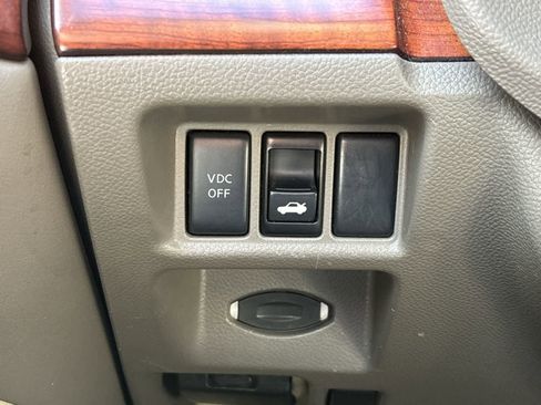 Used 2008 INFINITI G35 x Sedan w/ Premium Pkg image 8