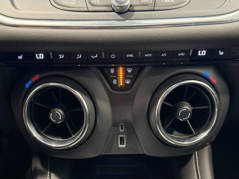 Certified 2023 Chevrolet Blazer LT w/ Convenience Package FWD image 13