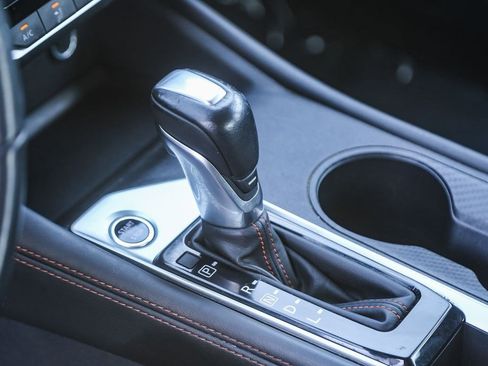 Used 2022 Nissan Altima 2.5 SR image 18