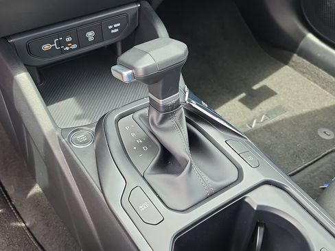 New 2026 Kia K4 FWD image 26
