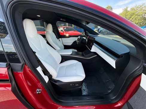 Used 2022 Tesla Model X Plaid AWD/4WD image 35