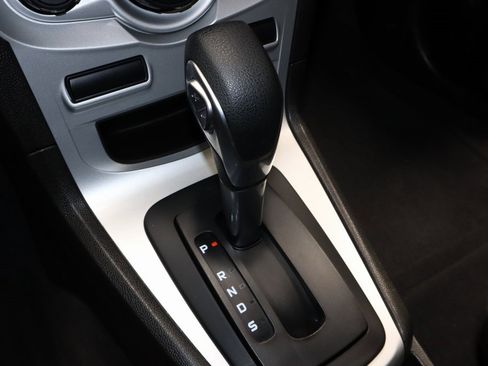 Certified 2019 Ford Fiesta SE image 32