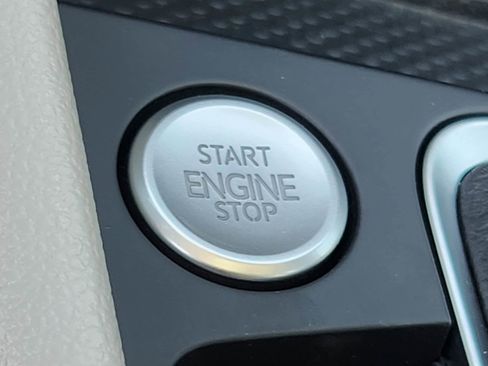 New 2025 Volkswagen Jetta SE image 29