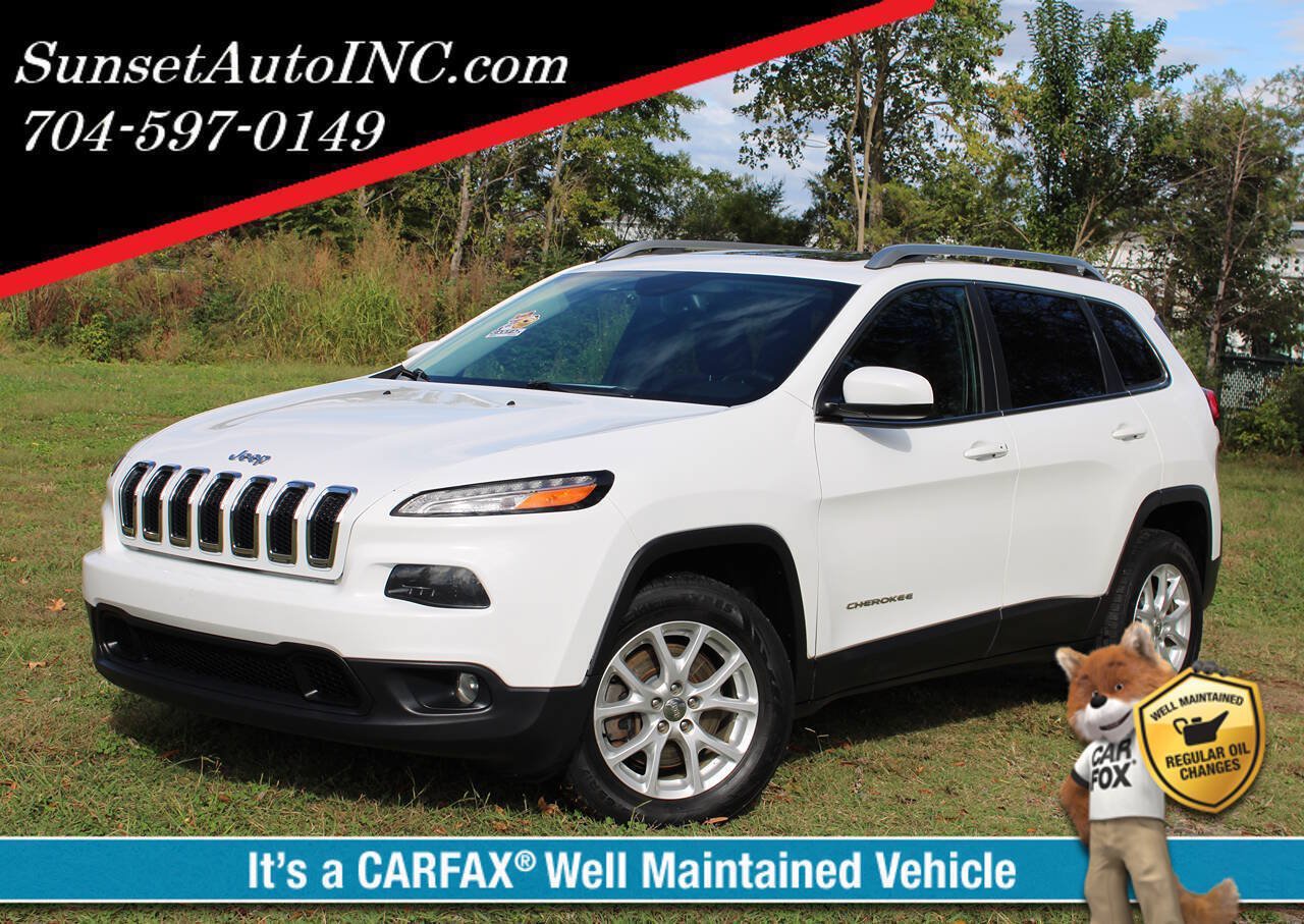 Used 2015 Jeep Cherokee Latitude w/ Comfort/Convenience Group AWD/4WD image 1