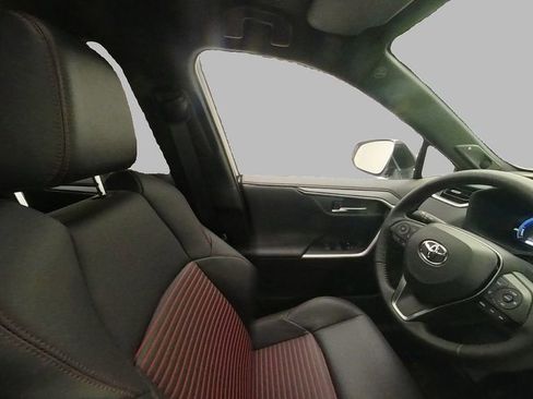 Certified 2025 Toyota RAV4 XSE w/ Weather Package image 32