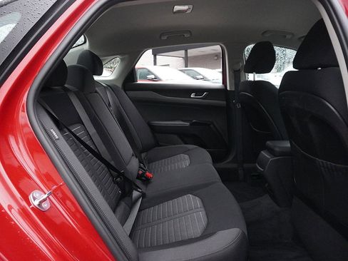 Used 2025 Kia K5 LXS image 32