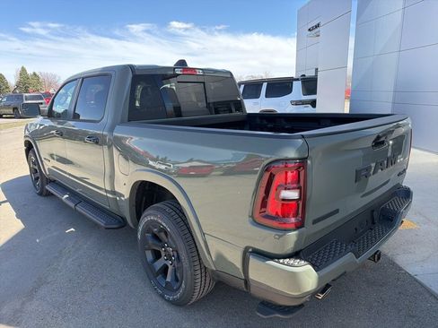 New 2026 RAM 1500 4x4 Crew Cab image 7