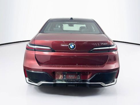 Used 2025 BMW 740i RWD image 7