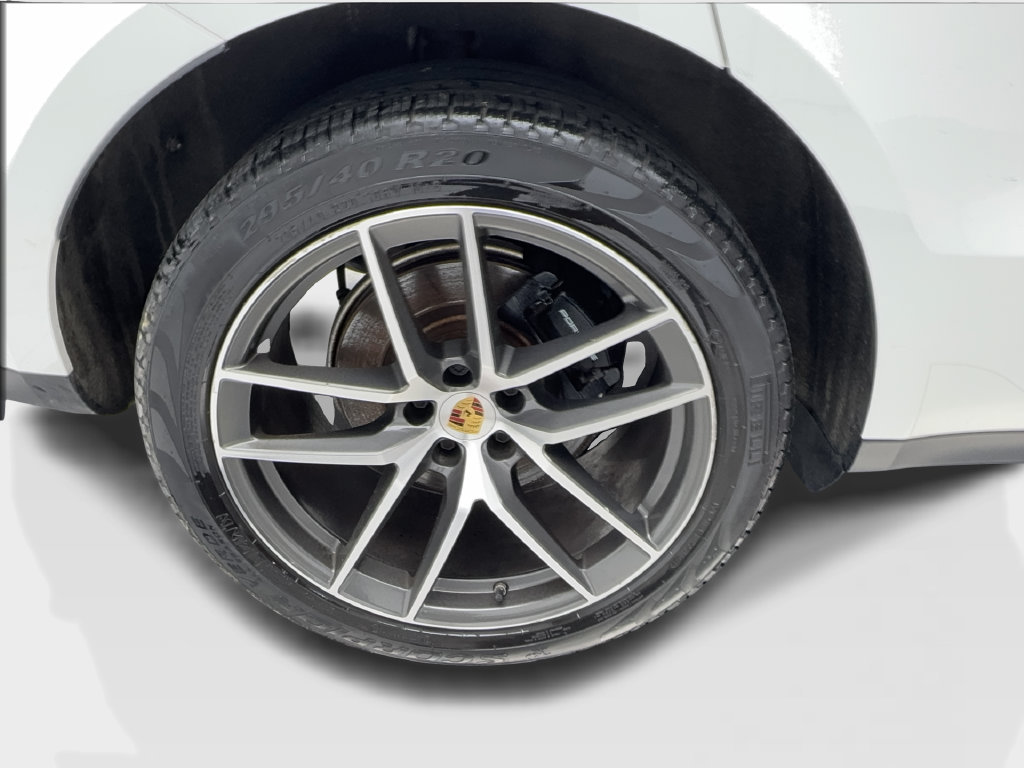Used 2023 Porsche Macan AWD/4WD image 18