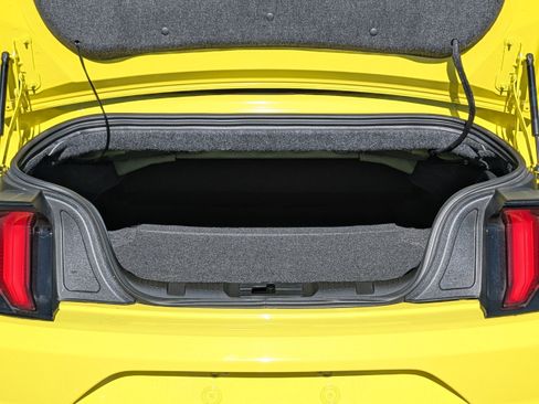 Used 2021 Ford Mustang GT Premium w/ Carbon Sport Interior Package image 11