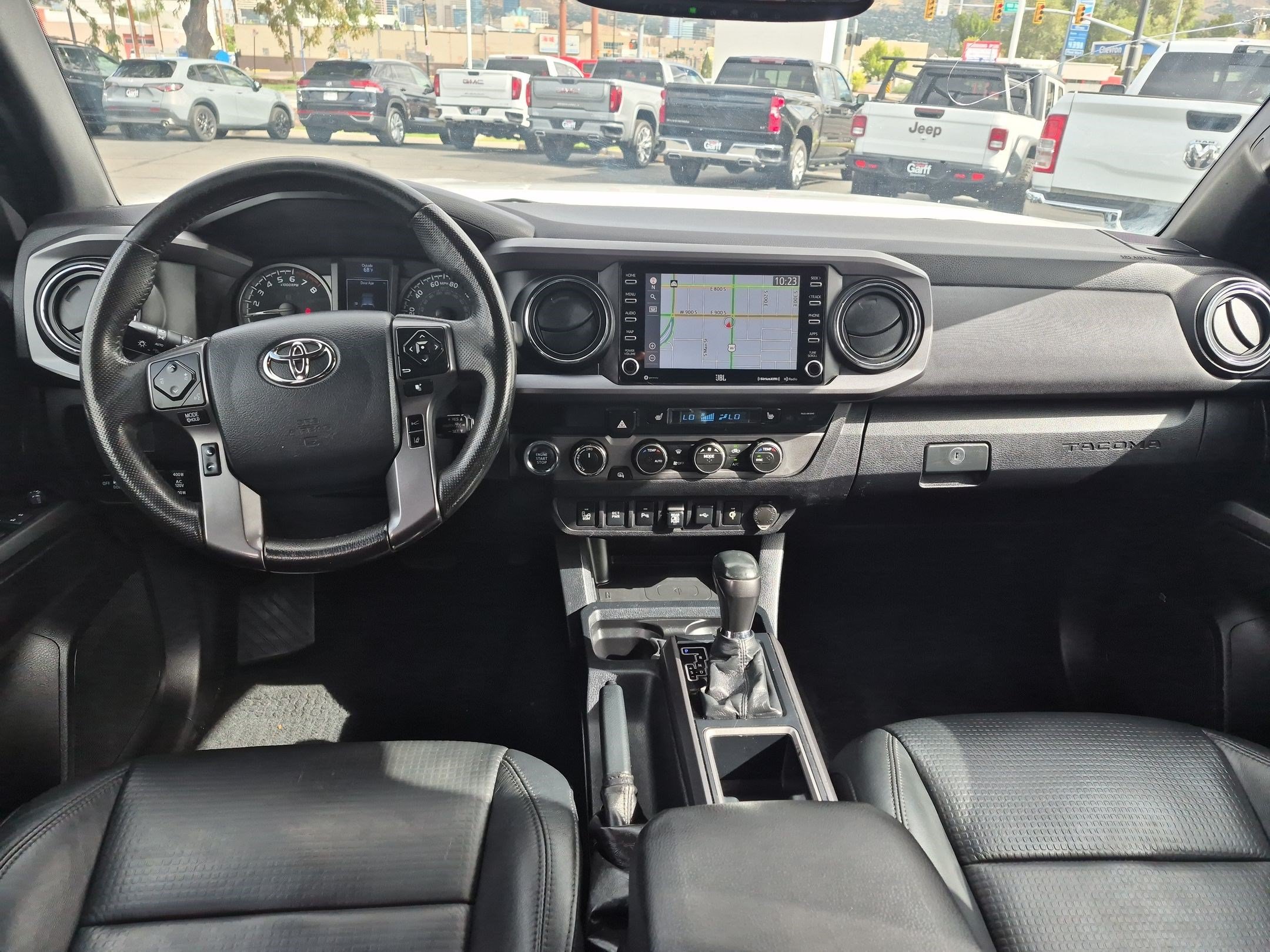 Used 2020 Toyota Tacoma TRD Off-Road w/ TRD Premium Off Road Package AWD/4WD image 28