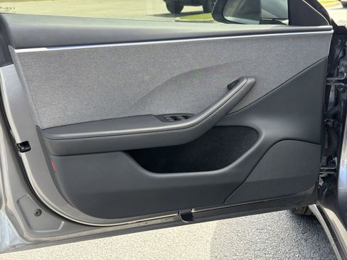 Used 2025 Tesla Model 3 RWD image 14