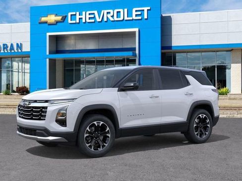 New 2026 Chevrolet Equinox LT w/ Safety and Technology Package image 2